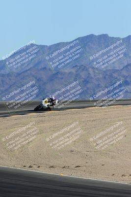 media/Jan-12-2025-CVMA (Sun) [[be1d2b16e3]]/Race 5-Amateur Supersport Open/